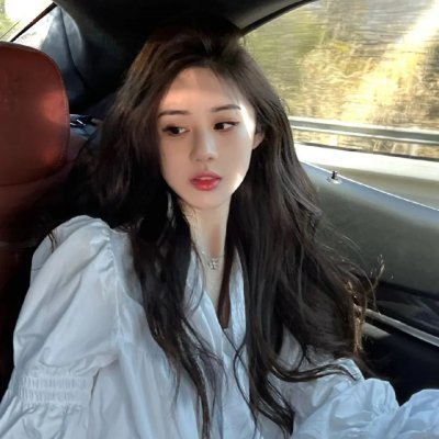 身为修仙界底层，我桃花运满天飞